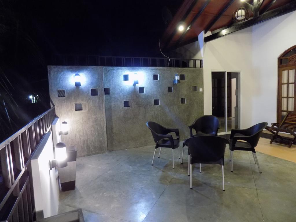 Prosperity Villa Negombo Exterior photo