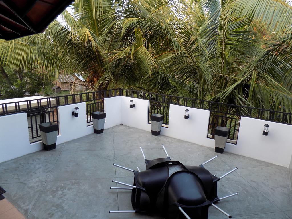 Prosperity Villa Negombo Exterior photo