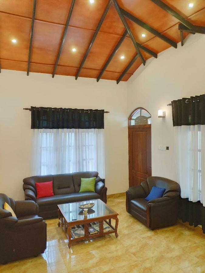 Prosperity Villa Negombo Exterior photo